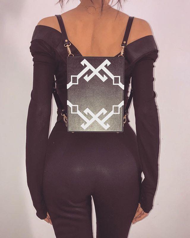 Shirvan transformer backpack